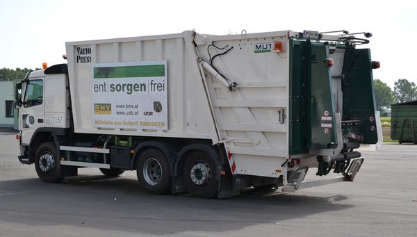 Müllwagen des Burgenländischen Müllverbands